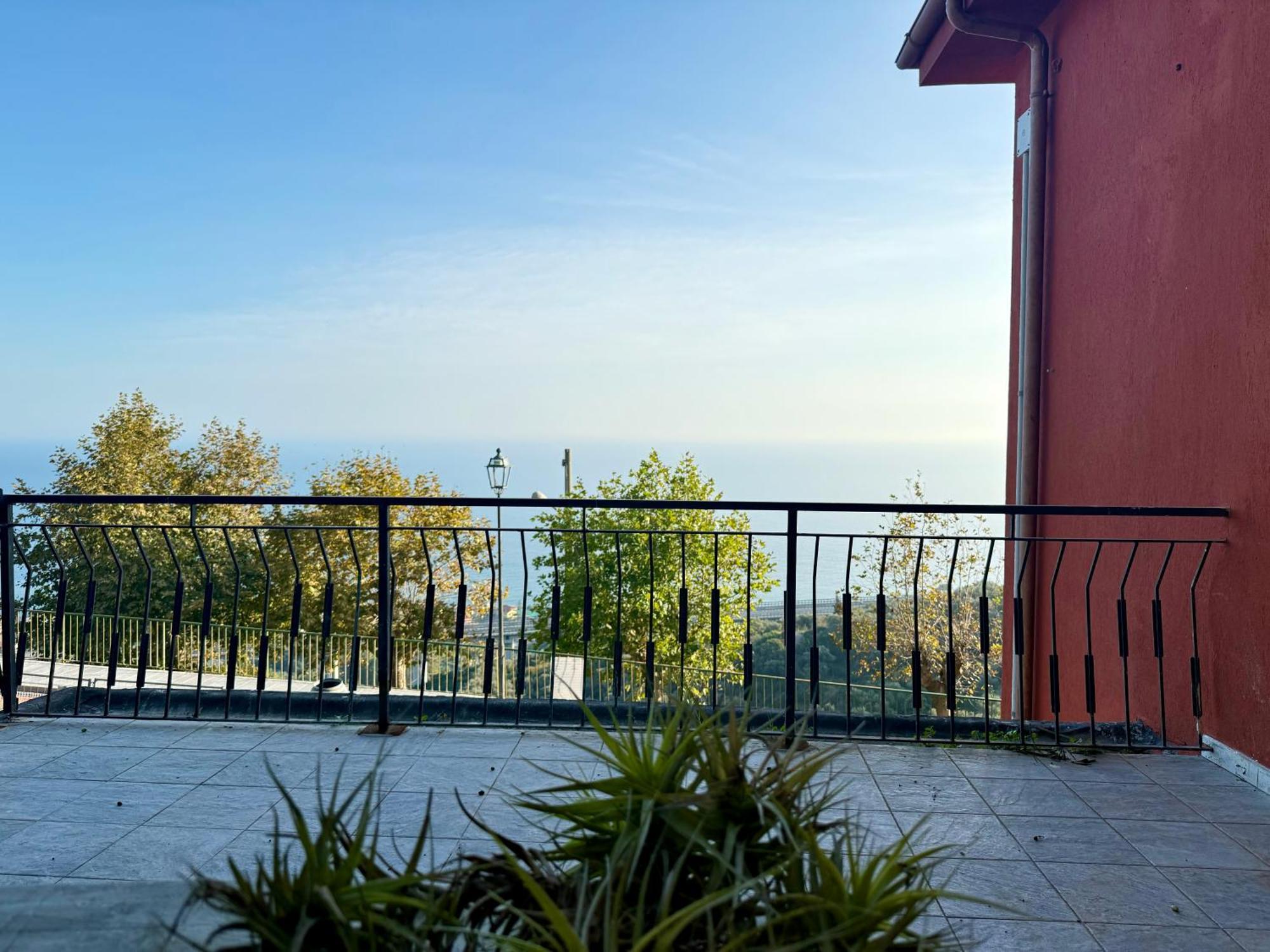 Villa Cielo Costarainera Exterior photo