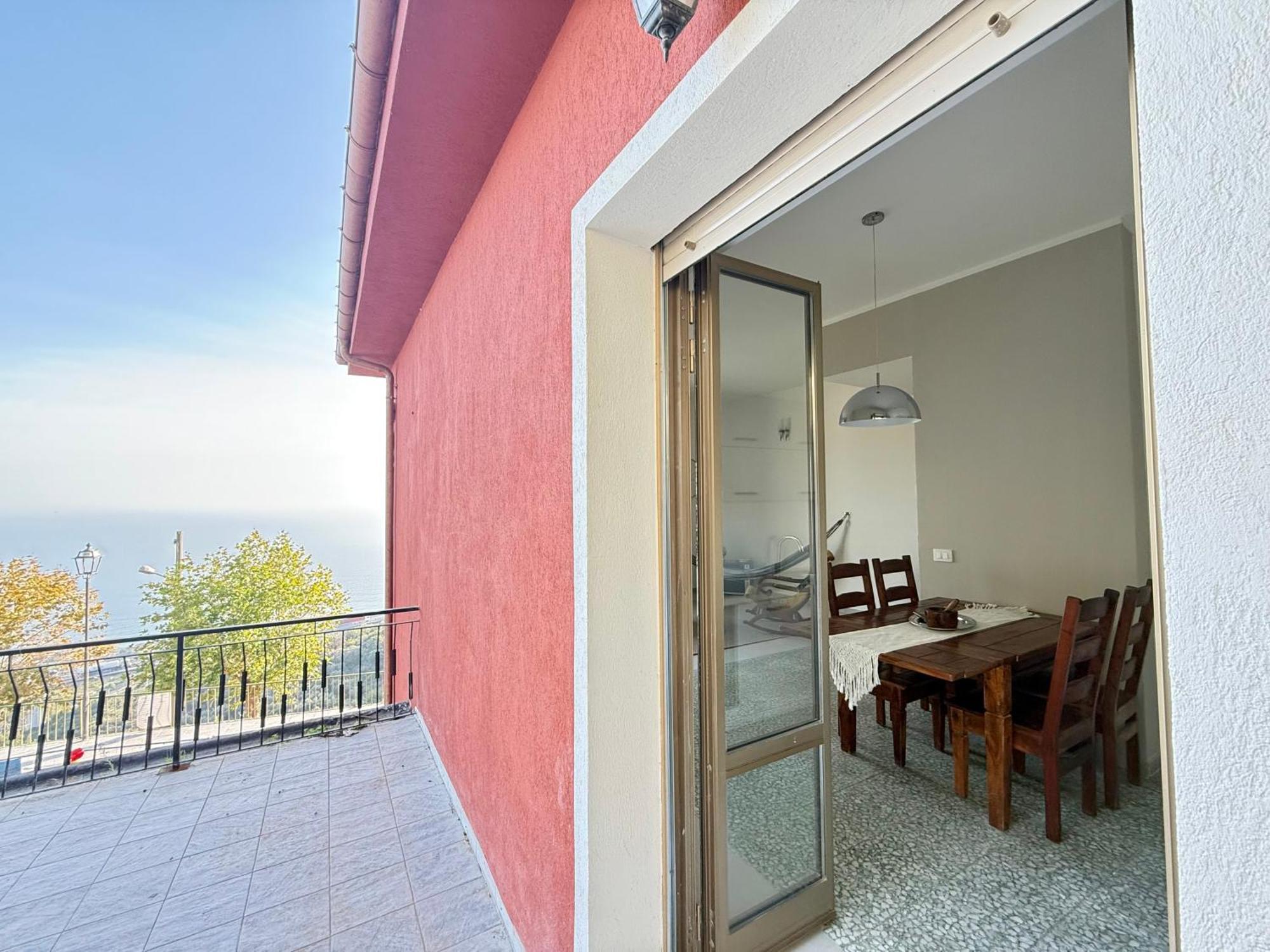 Villa Cielo Costarainera Exterior photo